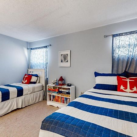 סיינט אגוסטין Seawinds Oceanfront Condo מראה חיצוני תמונה